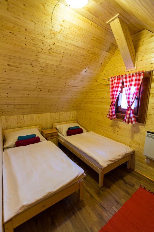 Ubytovanie Koliba Pacho - Zrub Katka Prievidza Zimmer foto