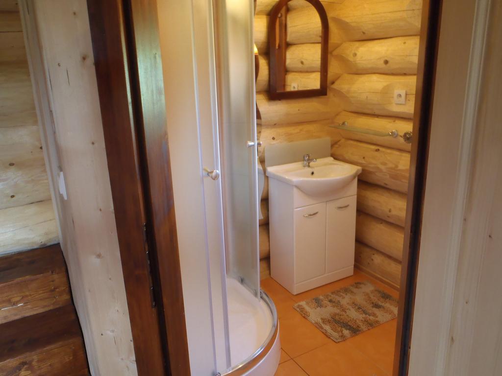 Ubytovanie Koliba Pacho - Zrub Katka Prievidza Zimmer foto