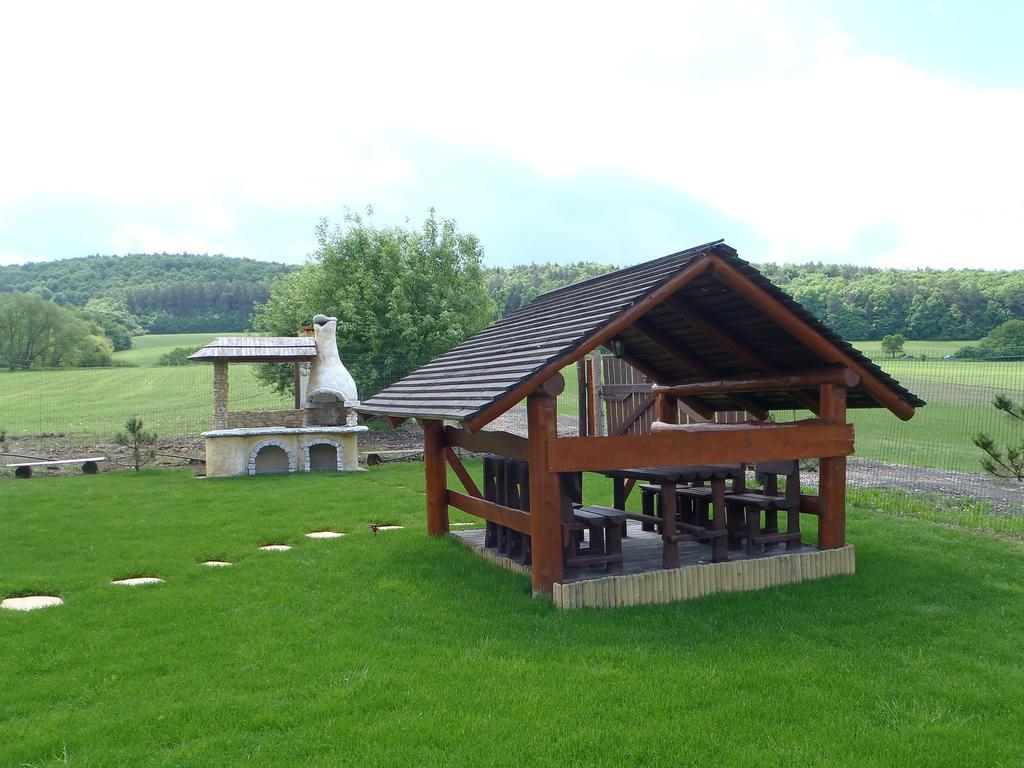 Ubytovanie Koliba Pacho - Zrub Katka Prievidza Zimmer foto